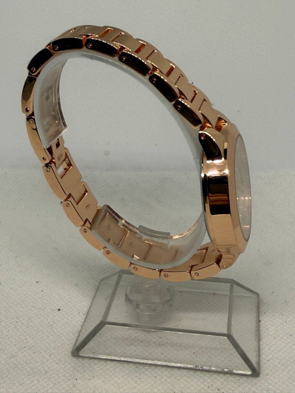 Jessica Simpson Women's 36mm Rose Gold Heart Pavé Crystal Quartz Watch w/ Box - Picture 7 of 11